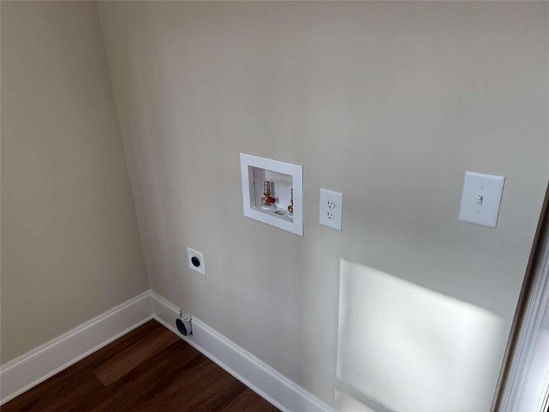 Spacious, unfurnished interior of a new home in , Mansfield (Image 46).