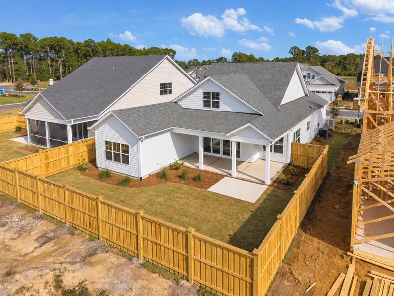 Exterior details and patio area of a home in Sidbury Landing, Wilmington (Image 22).