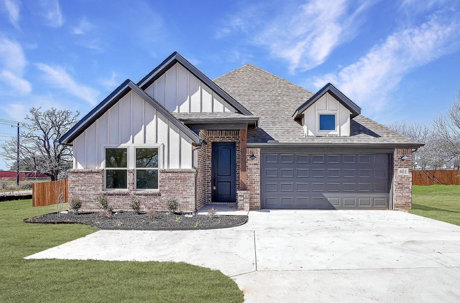 Representative exterior photo of a completed home built from the The Angelina by Trinity Classic Homes in Freeman Ranch, Weatherford, TX (Image 1).
