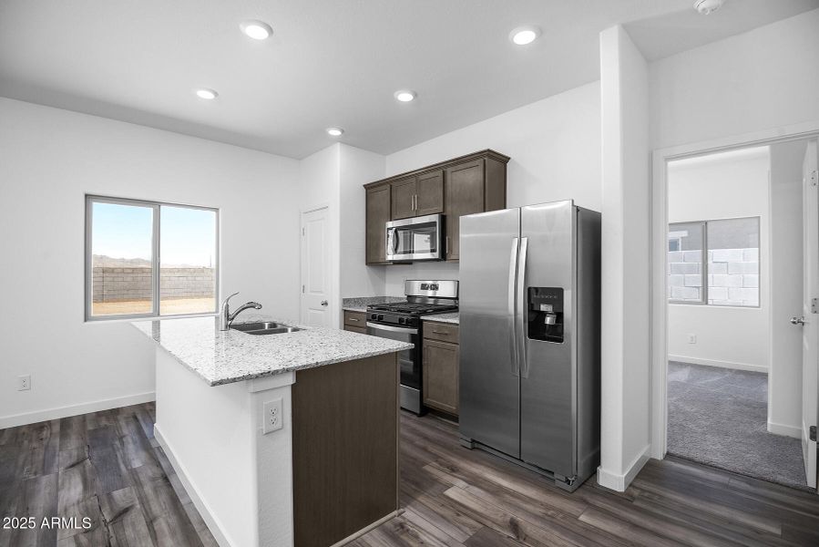 Southwest_Amado_A_L_006