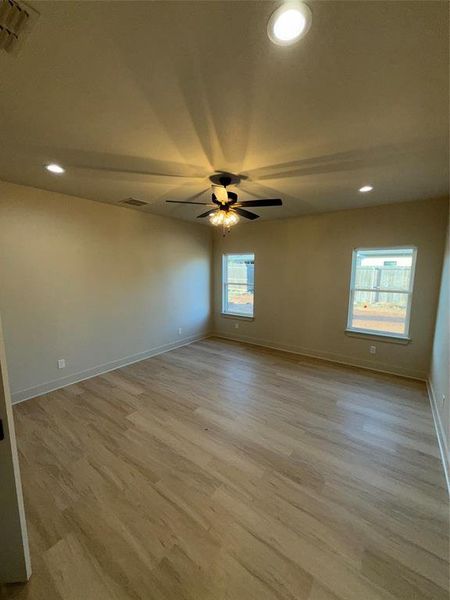 Spacious, unfurnished interior of a new home in , Abilene (Image 17). Spacious, unfurnished interior of a new home in , Abilene (Image 17).