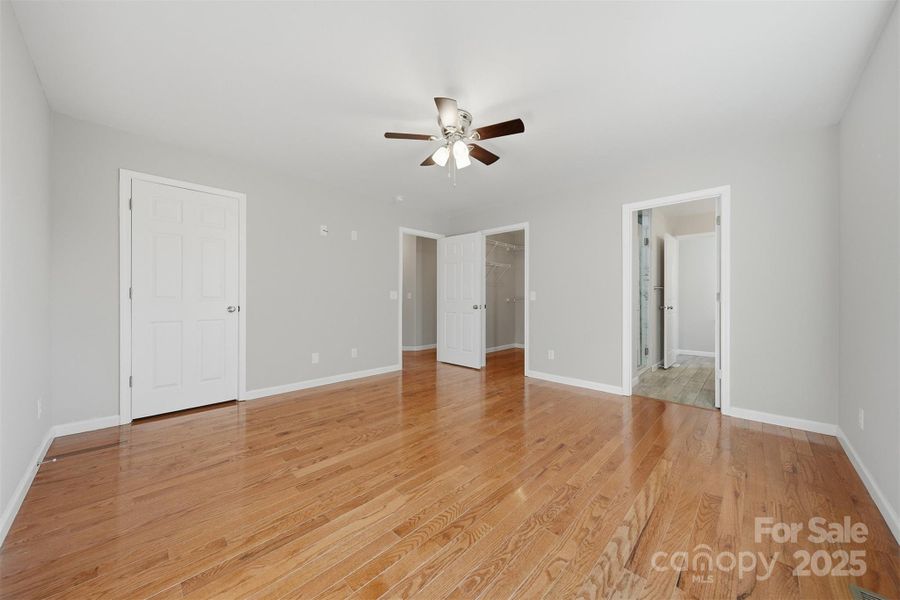 Spacious, unfurnished interior of a new home in , Granite Falls (Image 35).