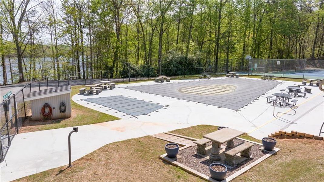 Community amenities in , Gainesville (Image 32).