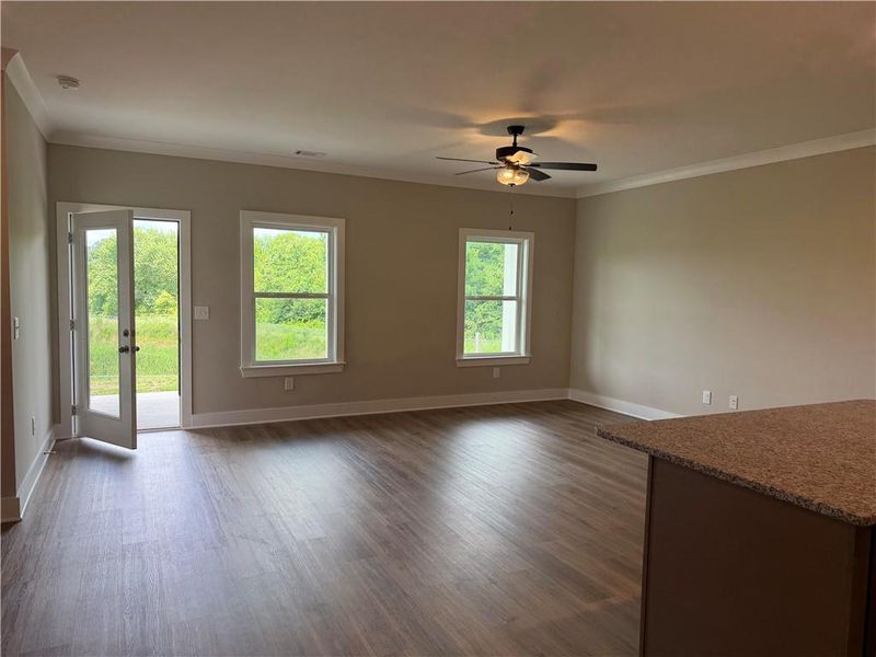 Spacious, unfurnished interior of a new home in , Cartersville (Image 10).