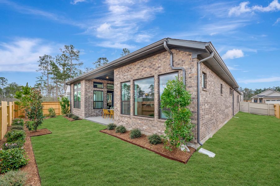 Representative exterior details of a home built from the The Begonia by David Weekley Homes in Audubon – Ascent Collection, Magnolia (Image 4).