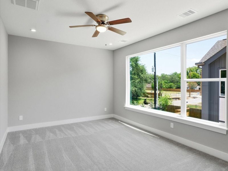 Spacious, unfurnished interior of a new home in , Houston (Image 27).