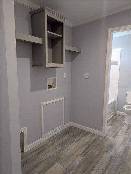 Spacious, unfurnished interior of a new home in , Hudson (Image 16).