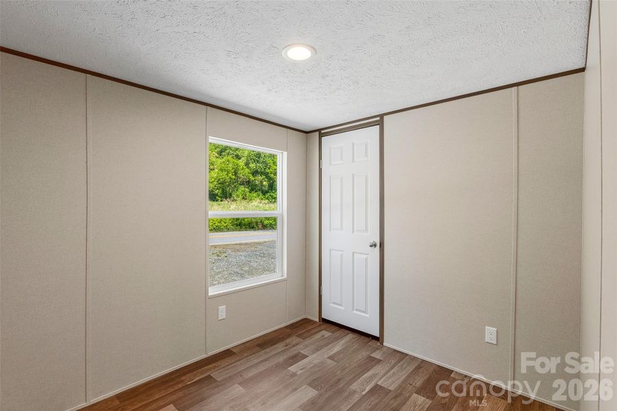 Spacious, unfurnished interior of a new home in , Candler (Image 11).
