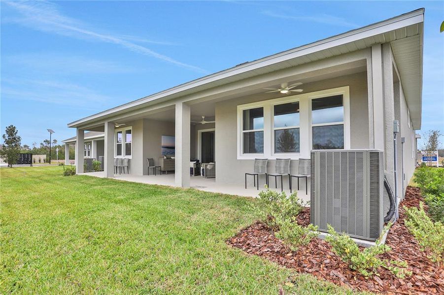 Exterior details and patio area of a home in Angeline, Land O' Lakes (Image 3).