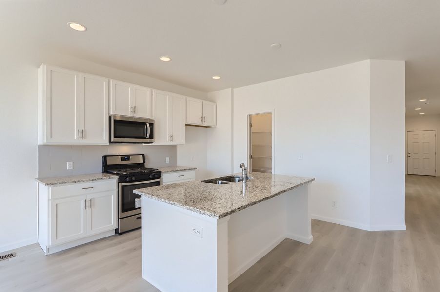 New Home in Berthoud, CO.  - Slide 10