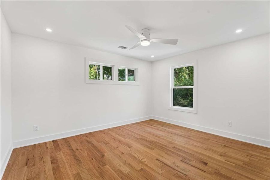 Spacious, unfurnished interior of a new home in , Atlanta (Image 23).