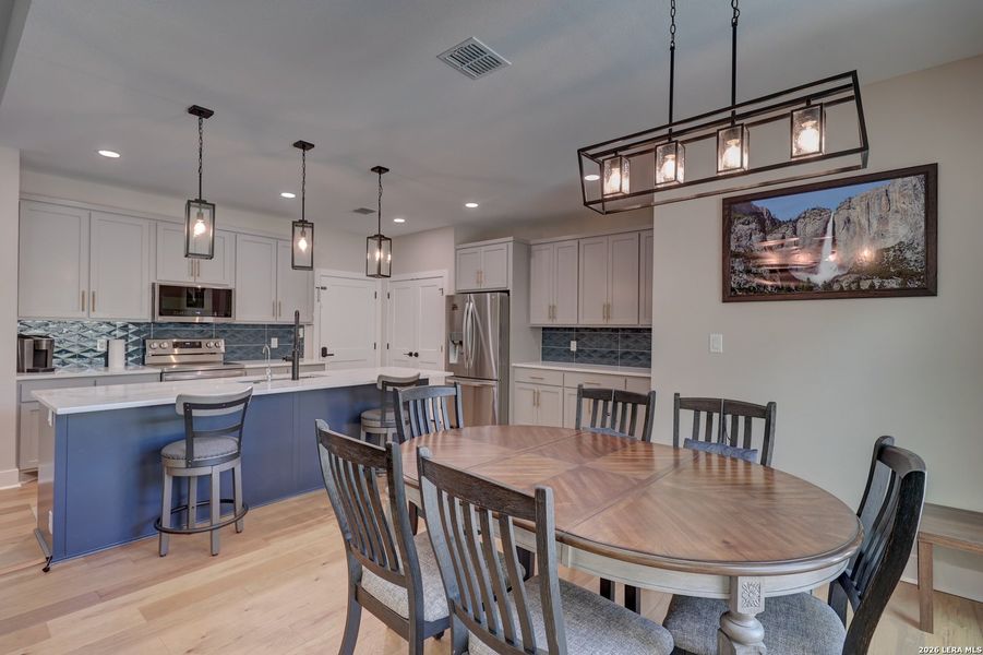 Furnished interior view inside a new home in , Kerrville (Image 16).