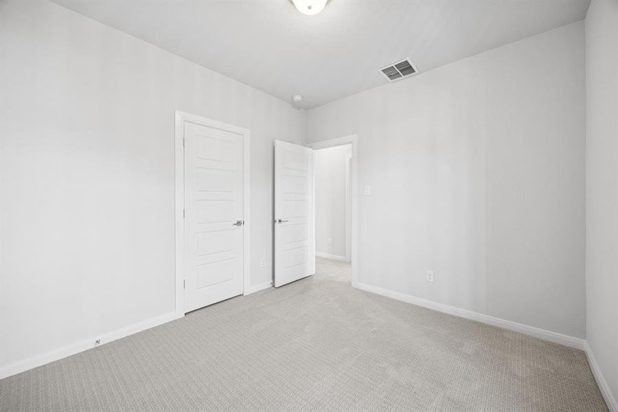 Spacious, unfurnished interior of a new home in The Retreat at Harvest, Argyle (Image 23). Spacious, unfurnished interior of a new home in The Retreat at Harvest, Argyle (Image 23).