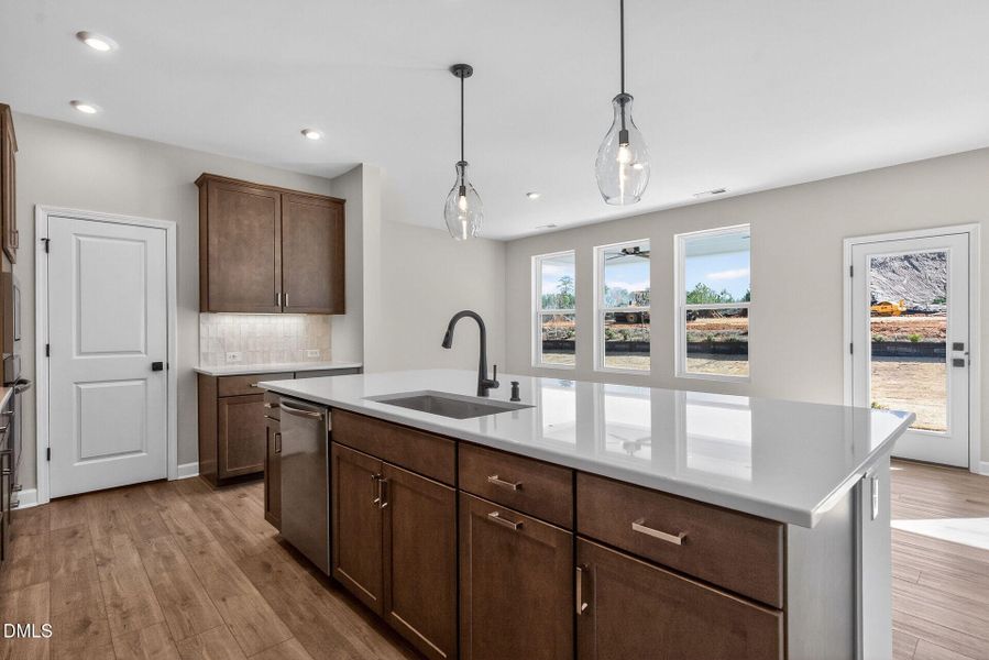 020-1920x1080-kitchen