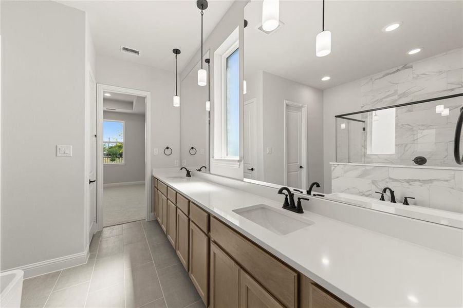 Furnished interior view inside a new home in , Rockwall (Image 6).