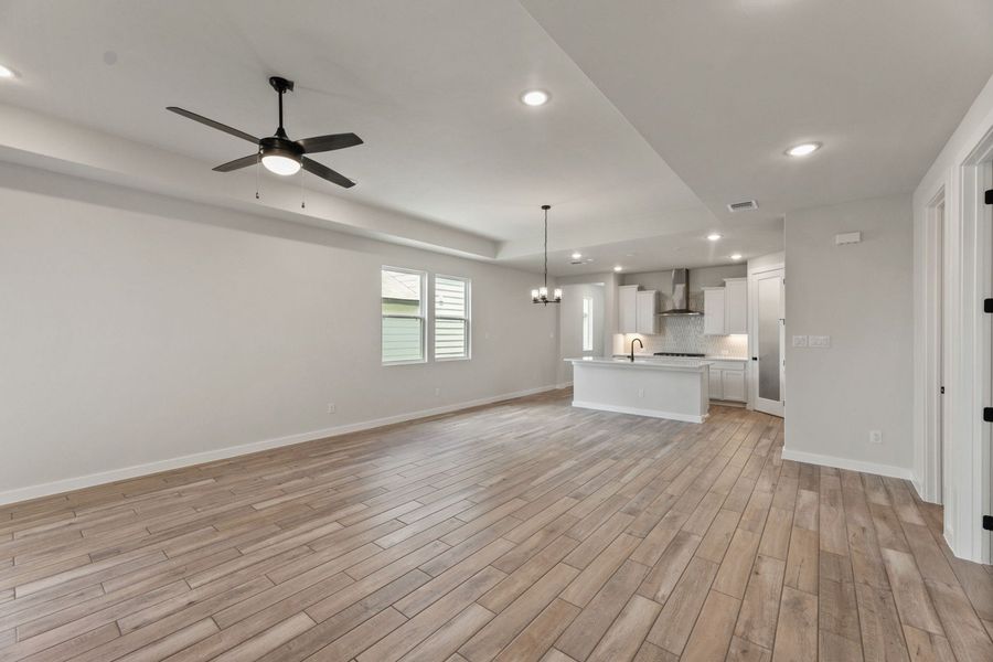 Representative unfurnished interior of a home built from the Pecos by Hakes Brothers in Veranda Designer, San Antonio (Image 19).