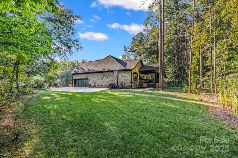 Image 45 of a home in .