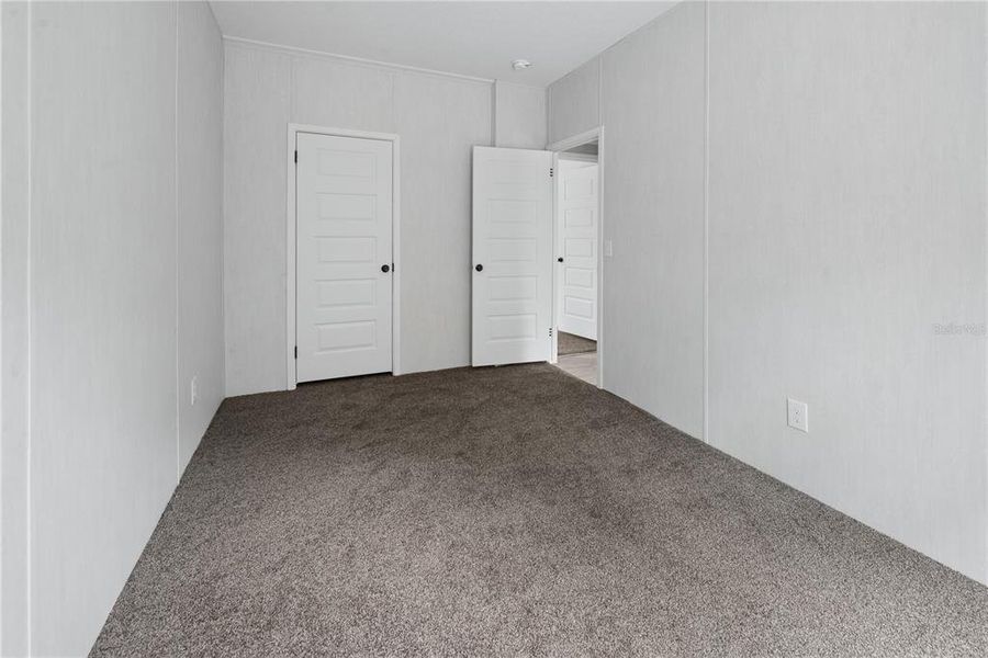 Spacious, unfurnished interior of a new home in , Starke (Image 29).