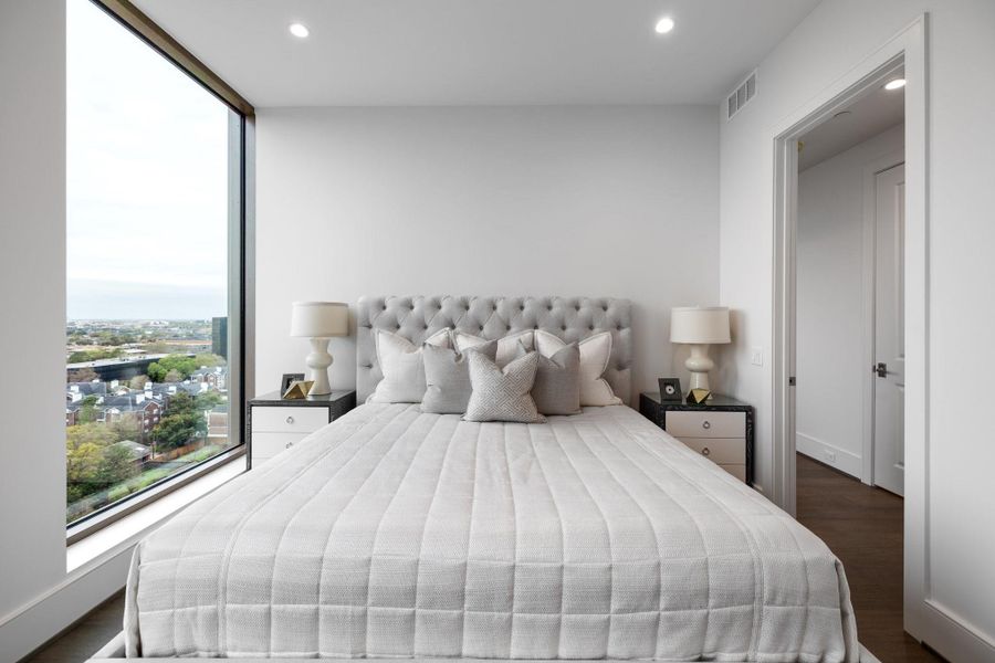 En-suite bedroom. En-suite bedroom.