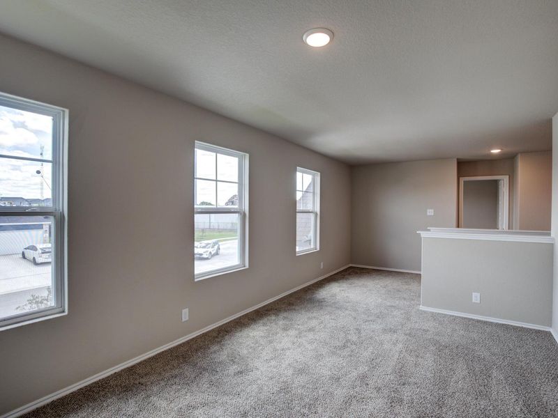 Representative unfurnished interior of a home built from the The Murray I by Davidson Homes LLC in Comanche Ridge, San Antonio (Image 22).