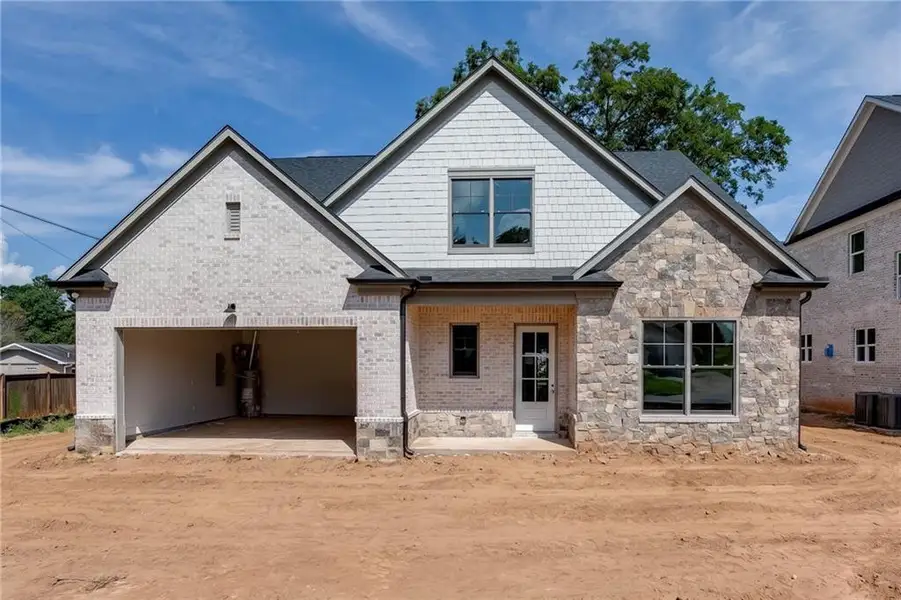 Image 43 of a home in .