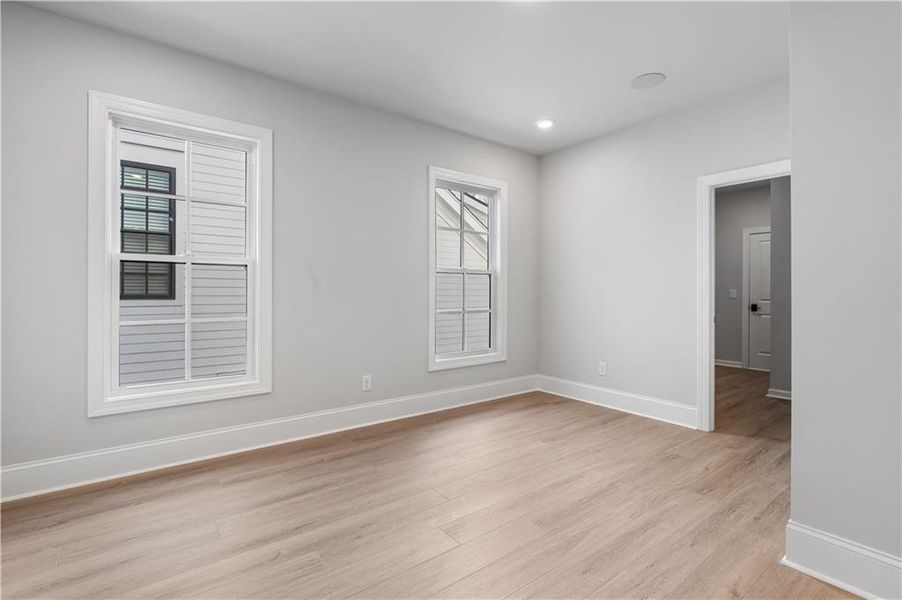 Spacious, unfurnished interior of a new home in , Peachtree Corners (Image 50). Spacious, unfurnished interior of a new home in , Peachtree Corners (Image 50).