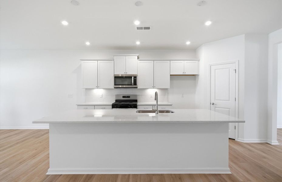 Furnished interior view inside a new home in Briarwood Reserve, Spartanburg (Image 9).