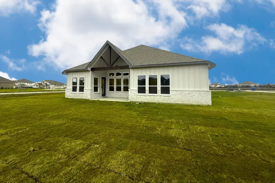 Exterior details and patio area of a home in Ridge Park Estates, Royse City (Image 4).