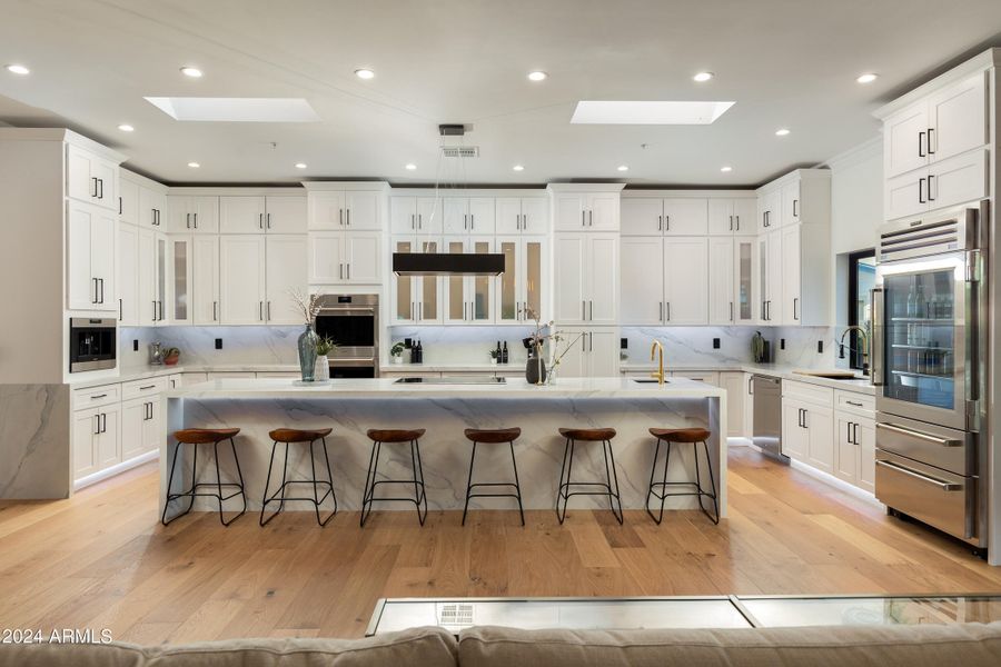 DESIGNER WHITE KITCHEN