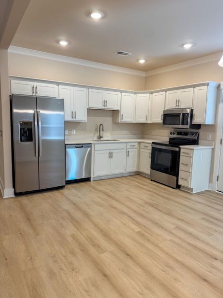 Furnished interior view inside a new home in , Walterboro (Image 4).