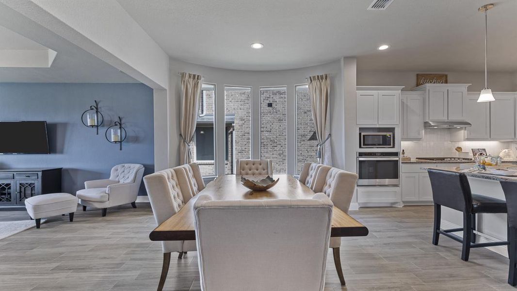 Furnished interior view inside a new home in Eagle Creek, Denton (Image 15).