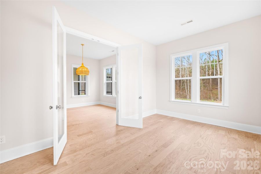 Spacious, unfurnished interior of a new home in Coventry Glen, Huntersville (Image 21).