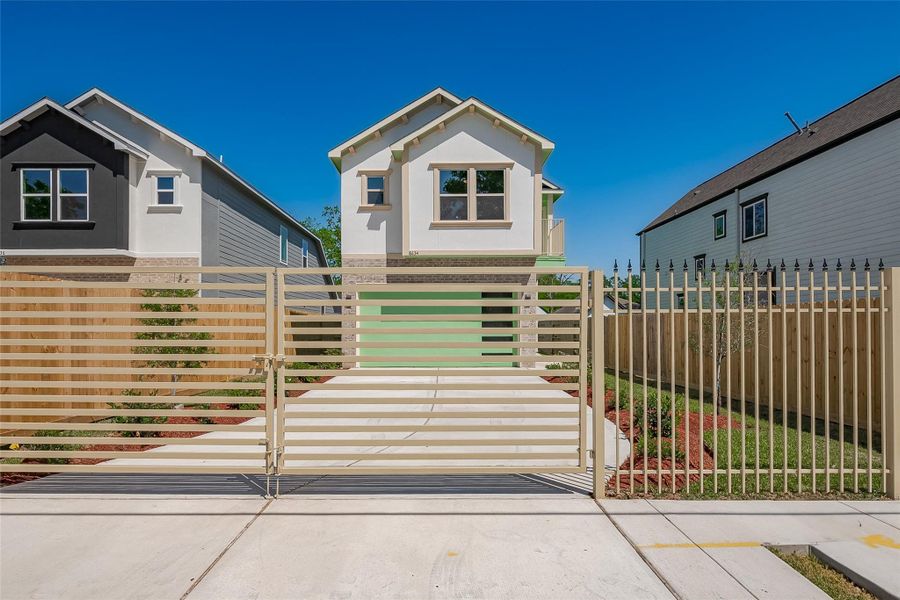 Front exterior of a new home in , Houston, TX, highlighting curb appeal (Image 1). Front exterior of a new home in , Houston, TX, highlighting curb appeal (Image 1).