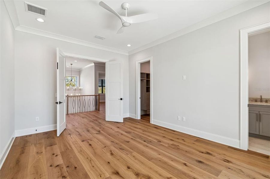Spacious, unfurnished interior of a new home in , Tampa (Image 61).