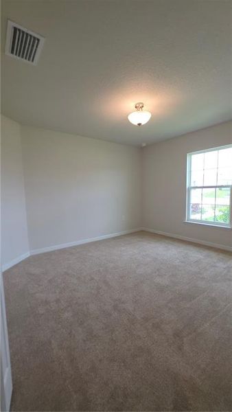 Spacious, unfurnished interior of a new home in , Citrus Springs (Image 16).