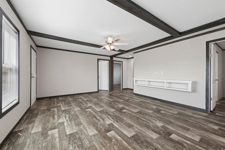 Spacious, unfurnished interior of a new home in , Granbury (Image 15). Spacious, unfurnished interior of a new home in , Granbury (Image 15).