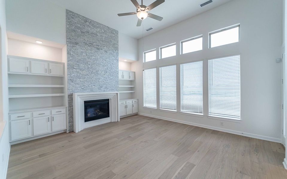 Spacious, unfurnished interior of a new home in Heath Golf & Yacht Club, Heath (Image 21). Spacious, unfurnished interior of a new home in Heath Golf & Yacht Club, Heath (Image 21).