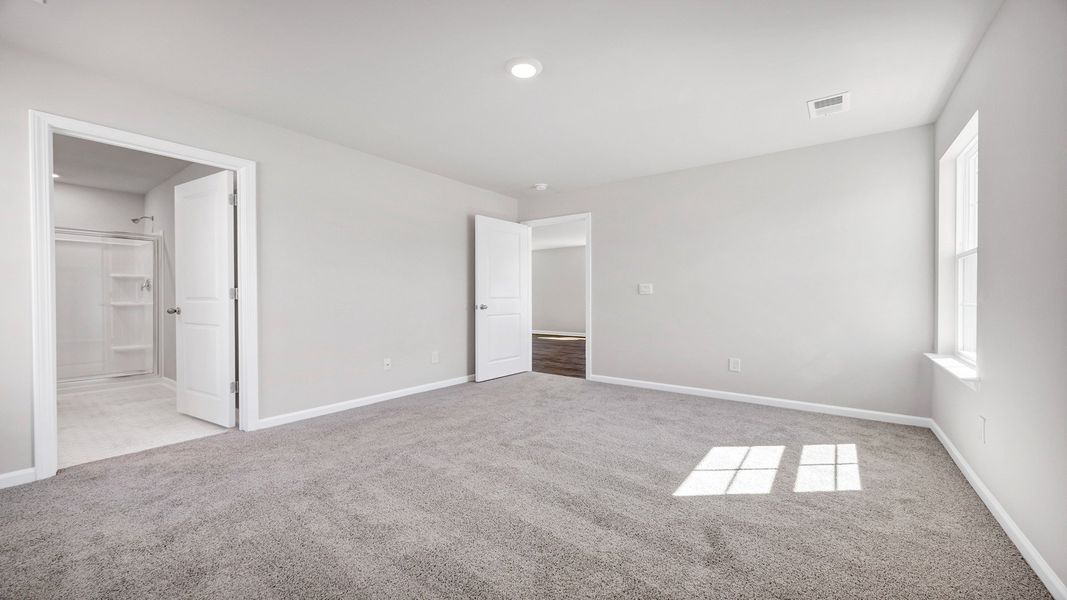 Spacious, unfurnished interior of a new home in The Park at Wilkinson, Orangeburg (Image 17).