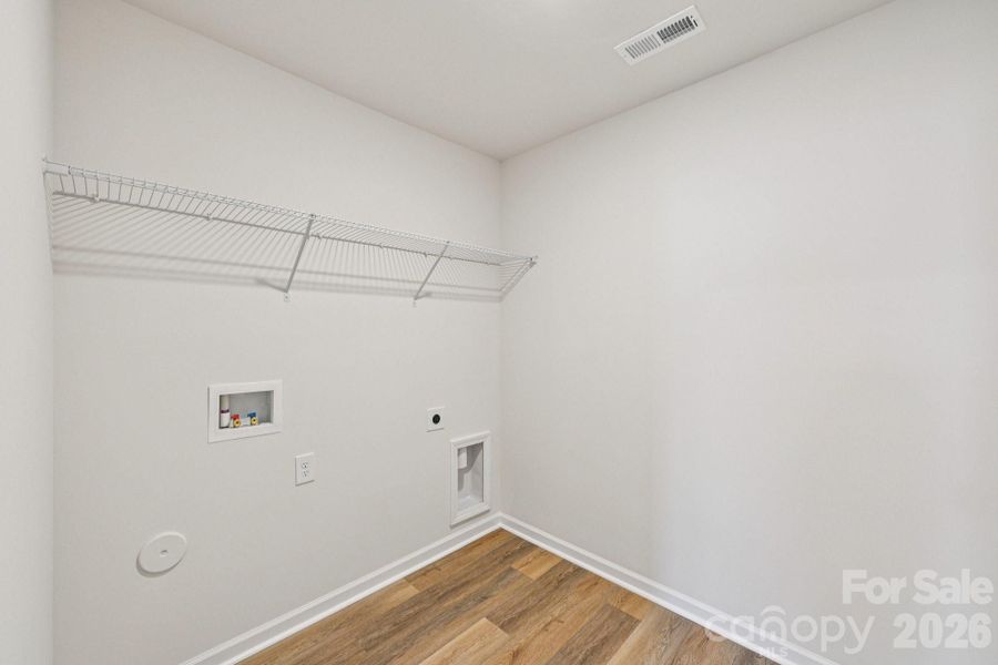 Spacious, unfurnished interior of a new home in Laurelbrook, Sherrills Ford (Image 28).