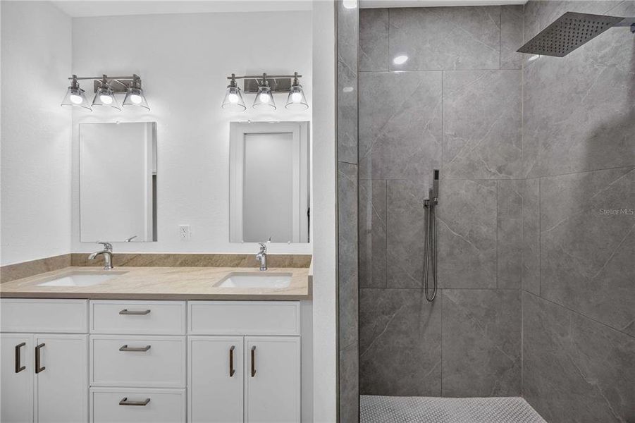 Furnished interior view inside a new home in , Port Charlotte (Image 14).