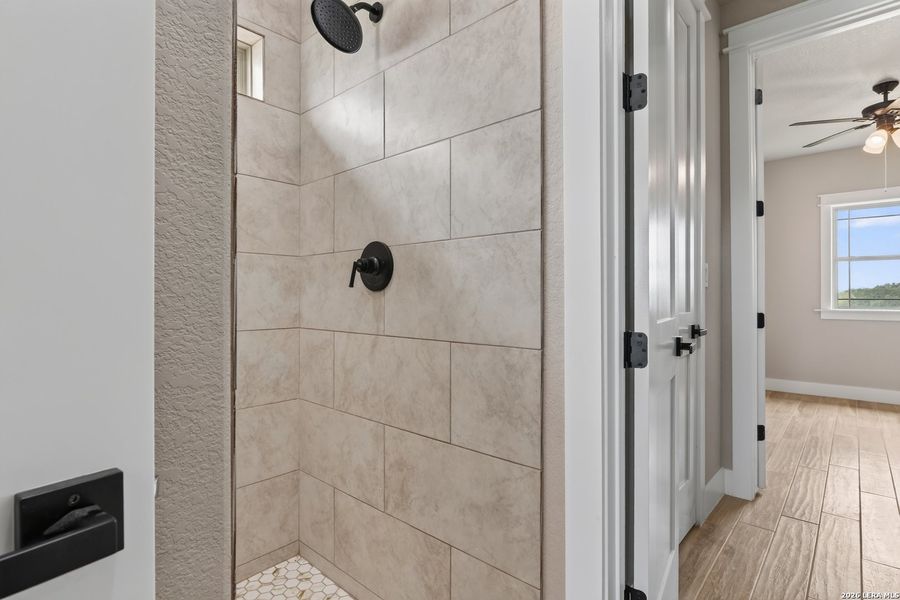 Close-up of interior finishes inside a home in , Bandera (Image 21). Close-up of interior finishes inside a home in , Bandera (Image 21).