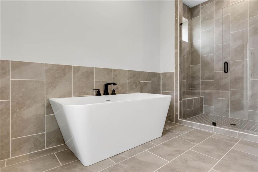 Close-up of interior finishes inside a home in Echo Park, Suwanee (Image 21).