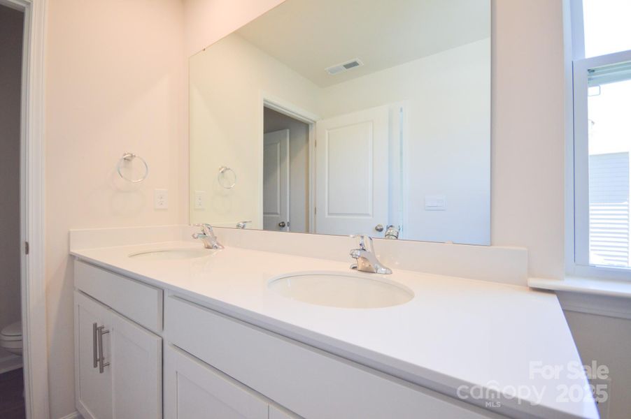 Photos are representative Photos are representative