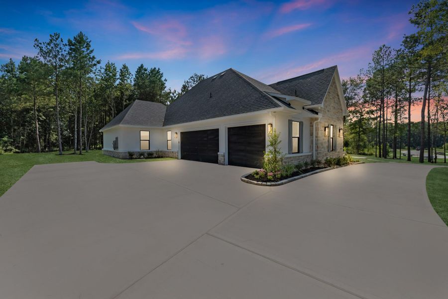 Front exterior of a new home in , Montgomery, TX, highlighting curb appeal (Image 1). Front exterior of a new home in , Montgomery, TX, highlighting curb appeal (Image 1).