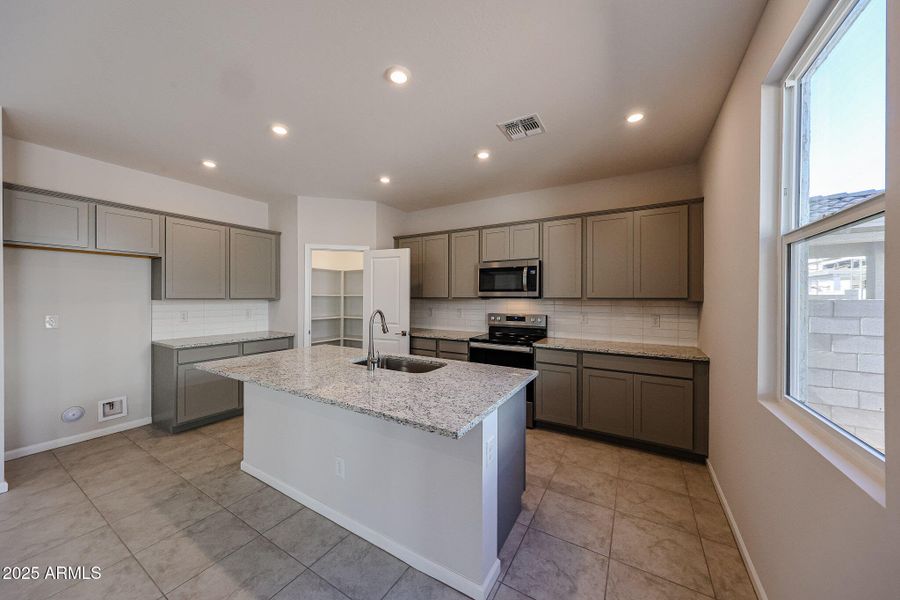 08_Lot-167_Home-for-Sale_Superstition-Vi