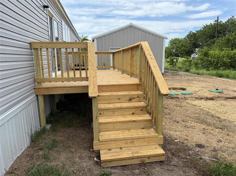 Exterior details and patio area of a home in , Weatherford (Image 14).