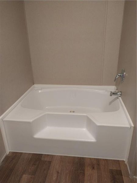 Close-up of interior finishes inside a home in , Dawsonville (Image 3).