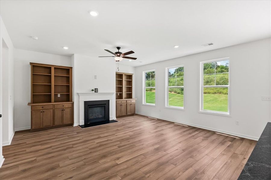 Spacious, unfurnished interior of a new home in Brownstone Park, Easley (Image 23). Spacious, unfurnished interior of a new home in Brownstone Park, Easley (Image 23).