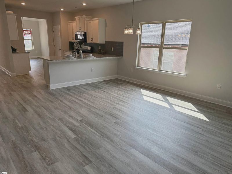 Spacious, unfurnished interior of a new home in Bracken Woods, Piedmont (Image 10). Spacious, unfurnished interior of a new home in Bracken Woods, Piedmont (Image 10).