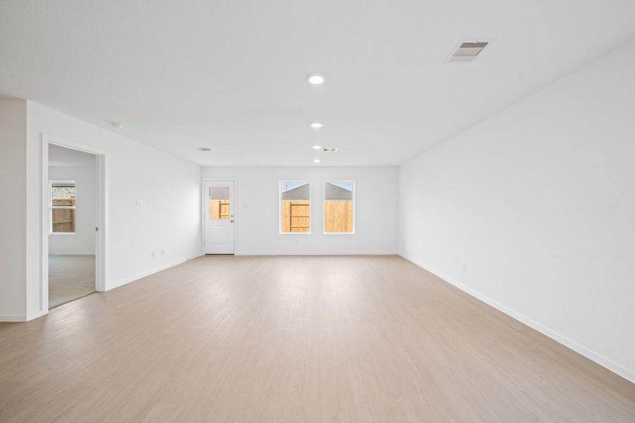 Spacious, unfurnished interior of a new home in The Grand Prairie, Hockley (Image 23). Spacious, unfurnished interior of a new home in The Grand Prairie, Hockley (Image 23).